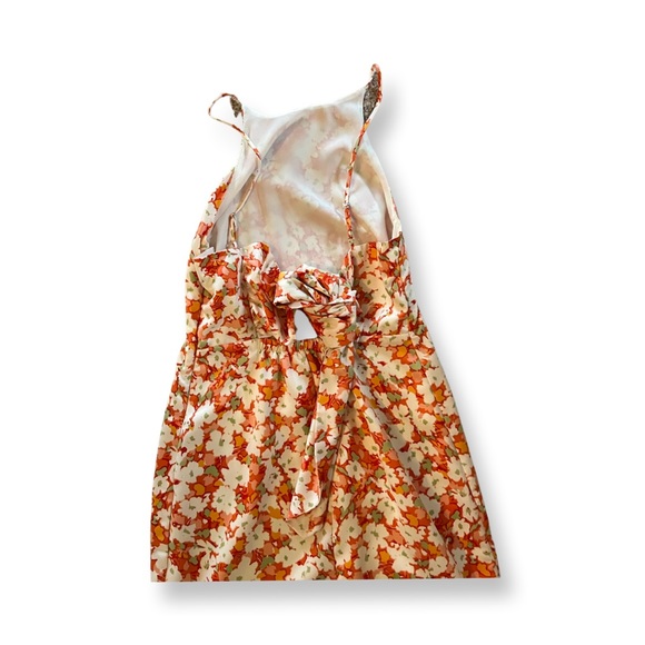 Low back floral dress with tie back from dynamite - Picture 2 of 9